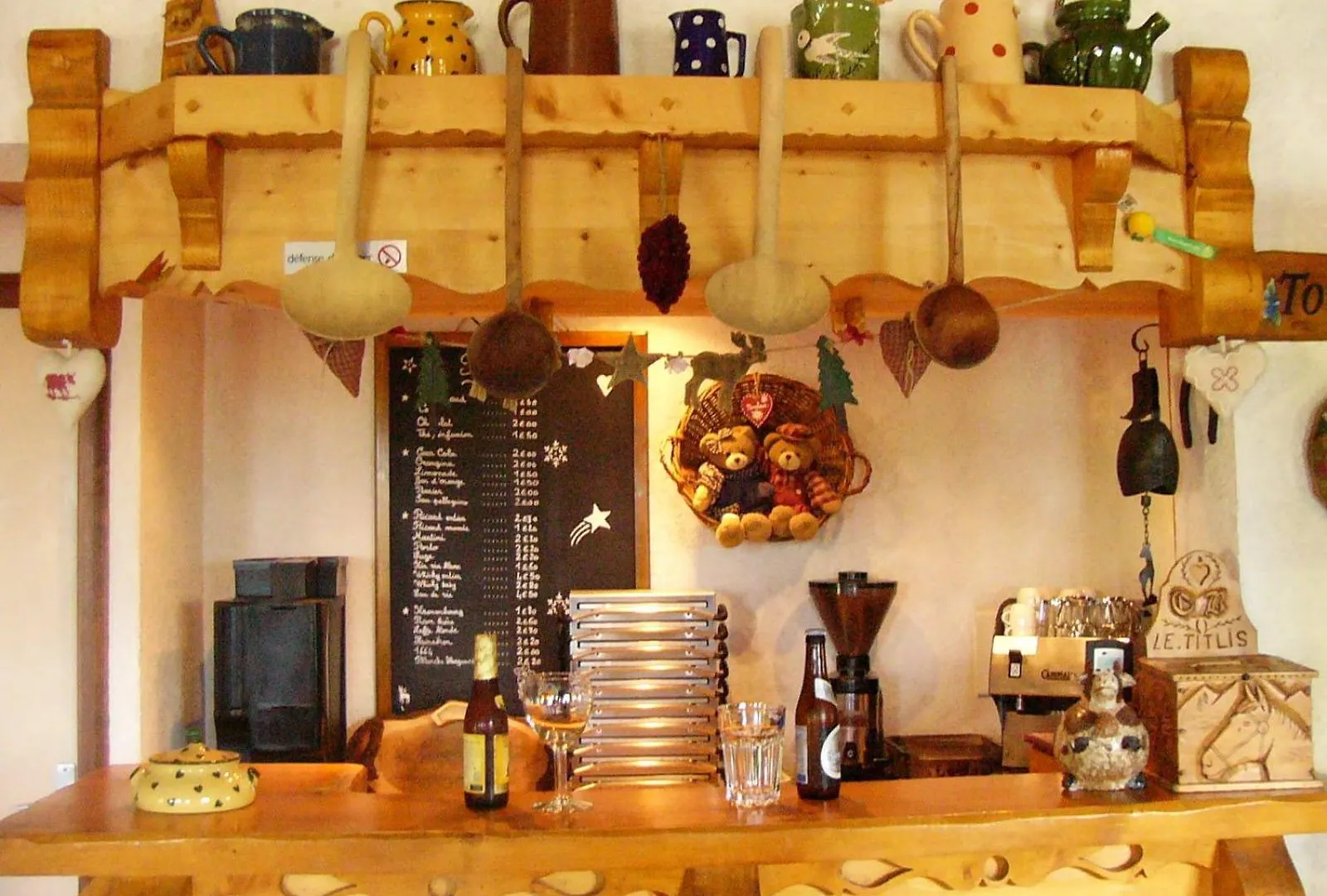 Alojamento de Acomodação e Pequeno-almoço Chalet Titlis Bernex